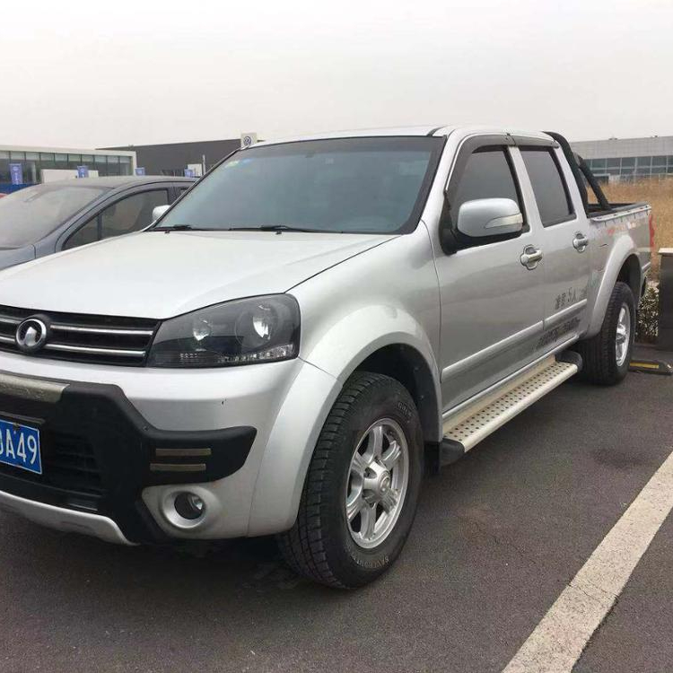 Подержанные автомобили в Дубае GWM пикап wingle 7 год 2015 2T ручного переключения передачи дешево