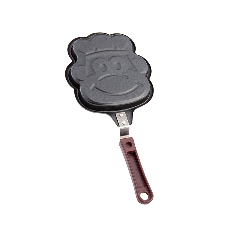 Xinze High Quality Carbon Steel Non-Stick Coating Breakfast Small Frying Pan Cartoon Chef Pattern Egg Frying Pan