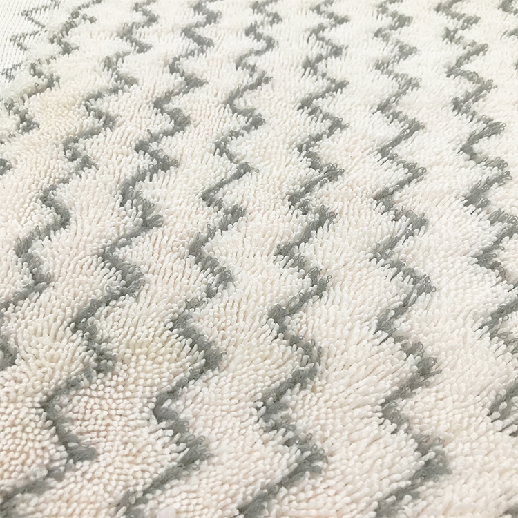 Competitive Price High Quality White And Grey 80% Polyester 20% Polyamide Long Twisted Pile Knitted Fabric