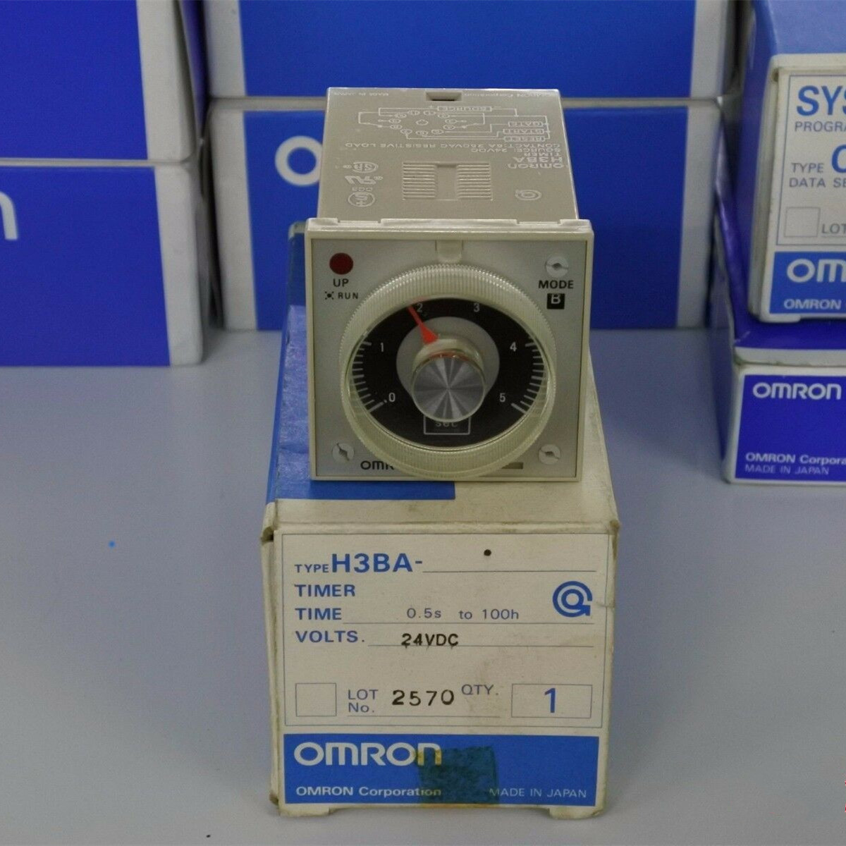 Omron H7CX-AWSD-N DC12-24V