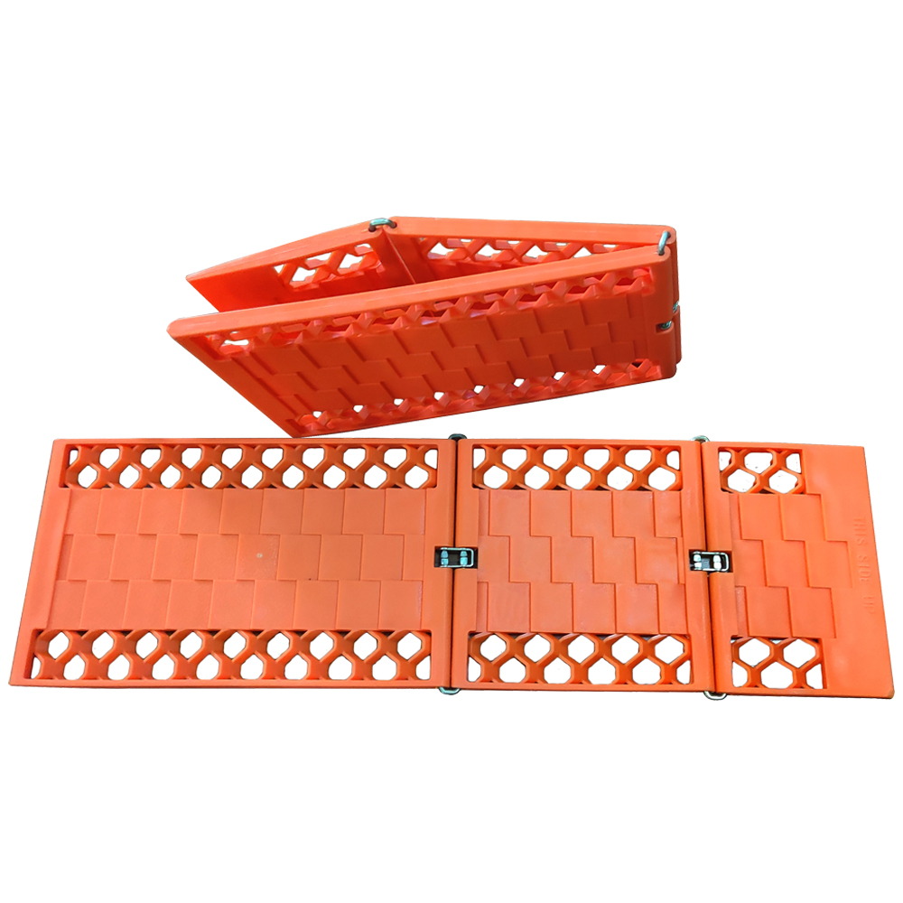 ATV Traction Aid Car Vehicle Portable Folding Plastic Heavy Duty Mud Sand Snow Ladder Recovery Track with Set of 2