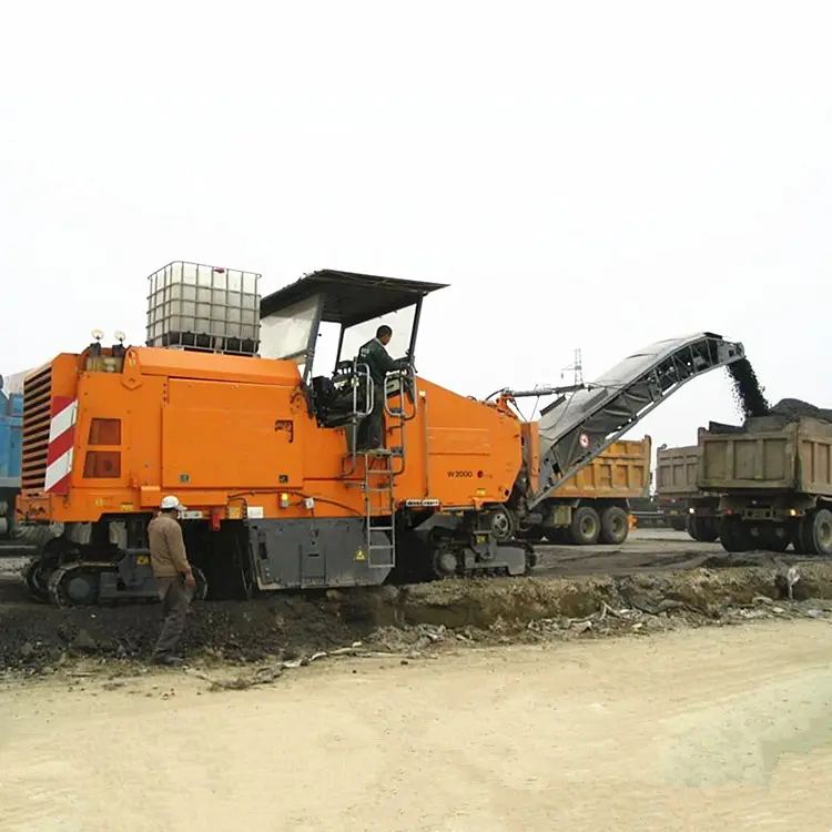 Construction Road Machinery Width 2 Meters Road Cold Milling Machine