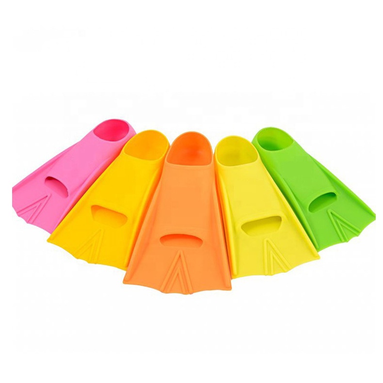 custom OEM logo silicone diving fins adult kids underwater shoes with durable non-slip soft swimming fins