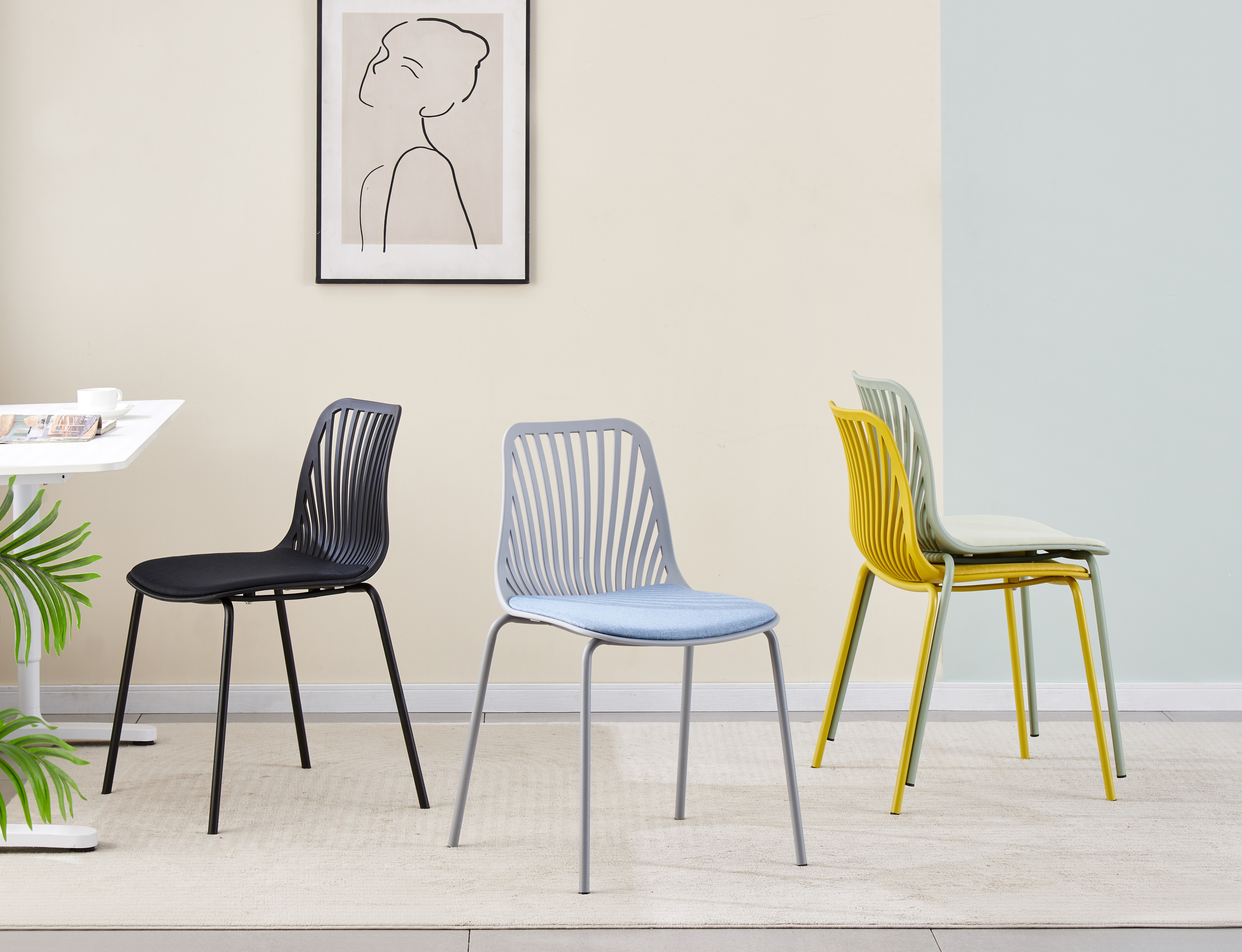 Modern Style Chocolate PP Dining Chair Hollow Out And Stackable Design For Home Restaurant Cafe Hotel Kitchen Use Plastic Chair