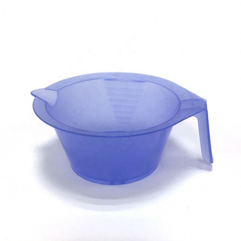Fashion beauty salon professional hair dyeing bowl set with dye stirring