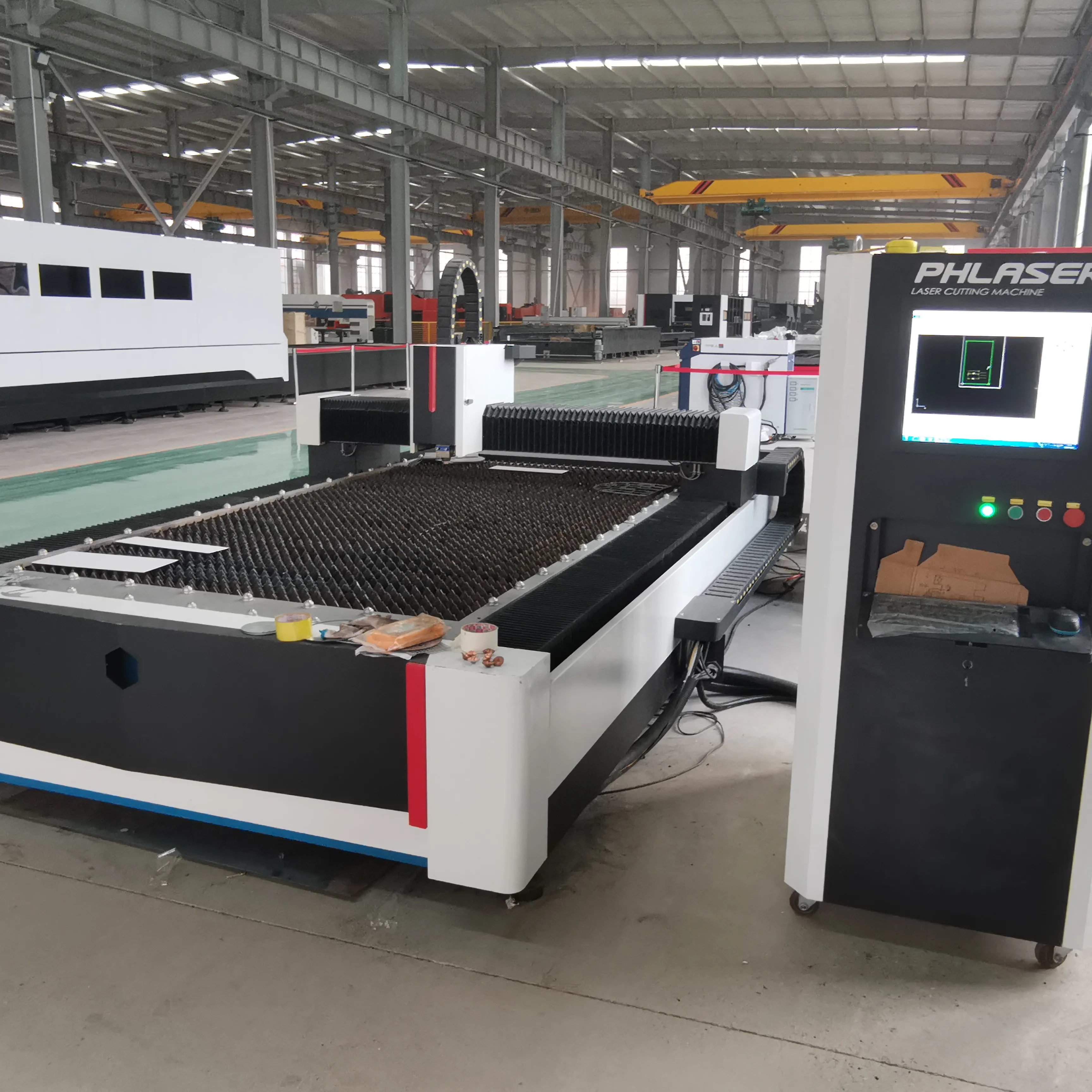 PH Series 1000W 6000w CNC Fiber Laser Cutting Machine