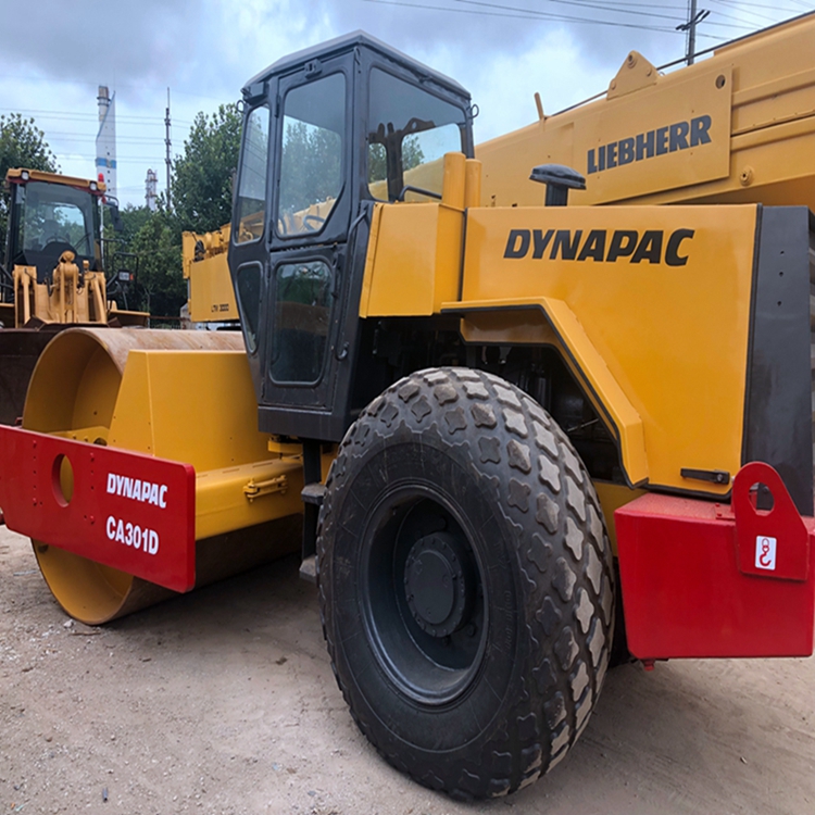 Б/у дорожный каток dynapac ca301D/ CA30D/CA30/CA301, в оригинальном состоянии