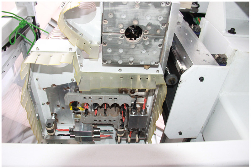 T-126 8x4 ЧПУ Горизонтальный woodrauter сверлильный станок для шкафа