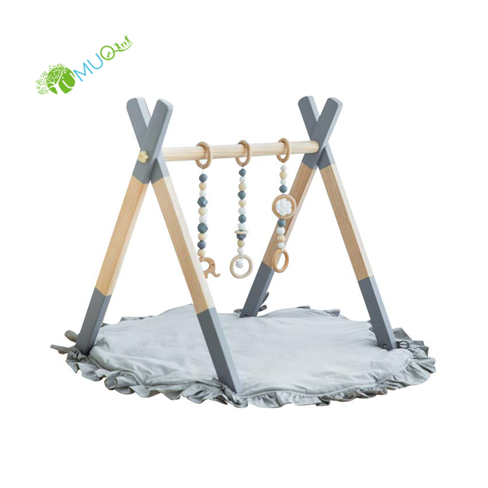 Деревянный детский игровой тренажерный зал YumuQ 24x18,1x22 дюйма с ковриком, детский игровой тренажерный зал с подвесными игрушками для новорожденных в помещении