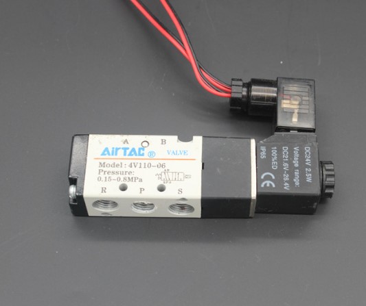 Новый оригинальный переключатель 4N110-06