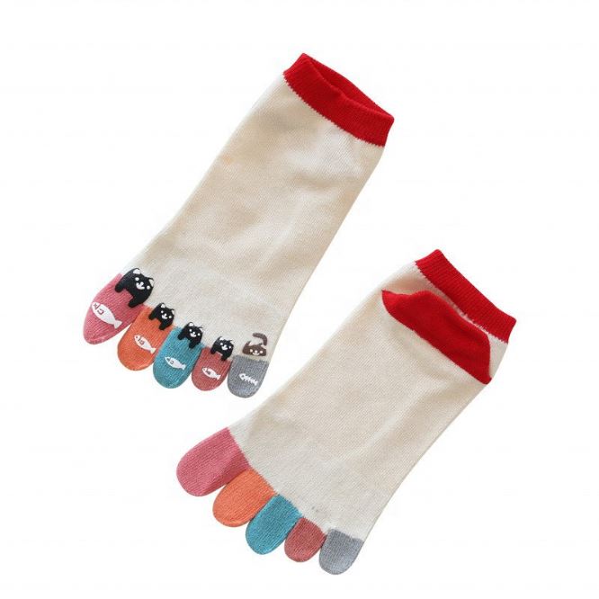 Wholesale Cute Animal Cotton Women Five Finger Socks Print Cat Originality Five Toes Ankle Socks