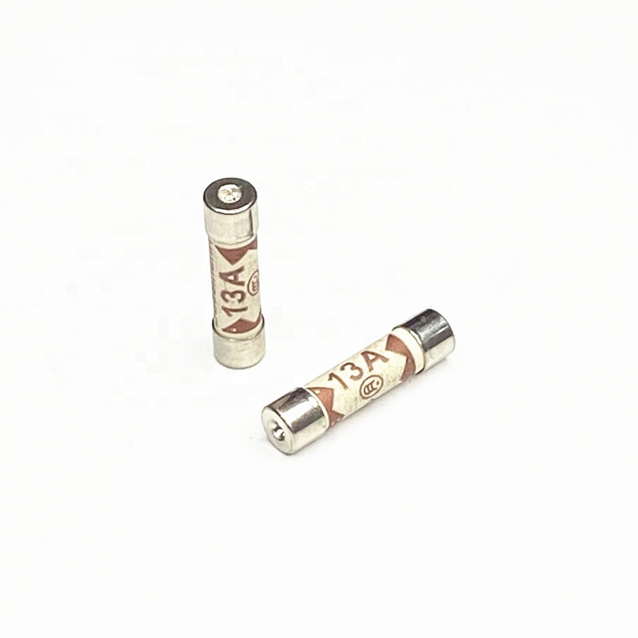 Guangzhou Panyu Xinqiao Electrical Factory Manufacturers mass production 13A 15A 16A 20A fuse