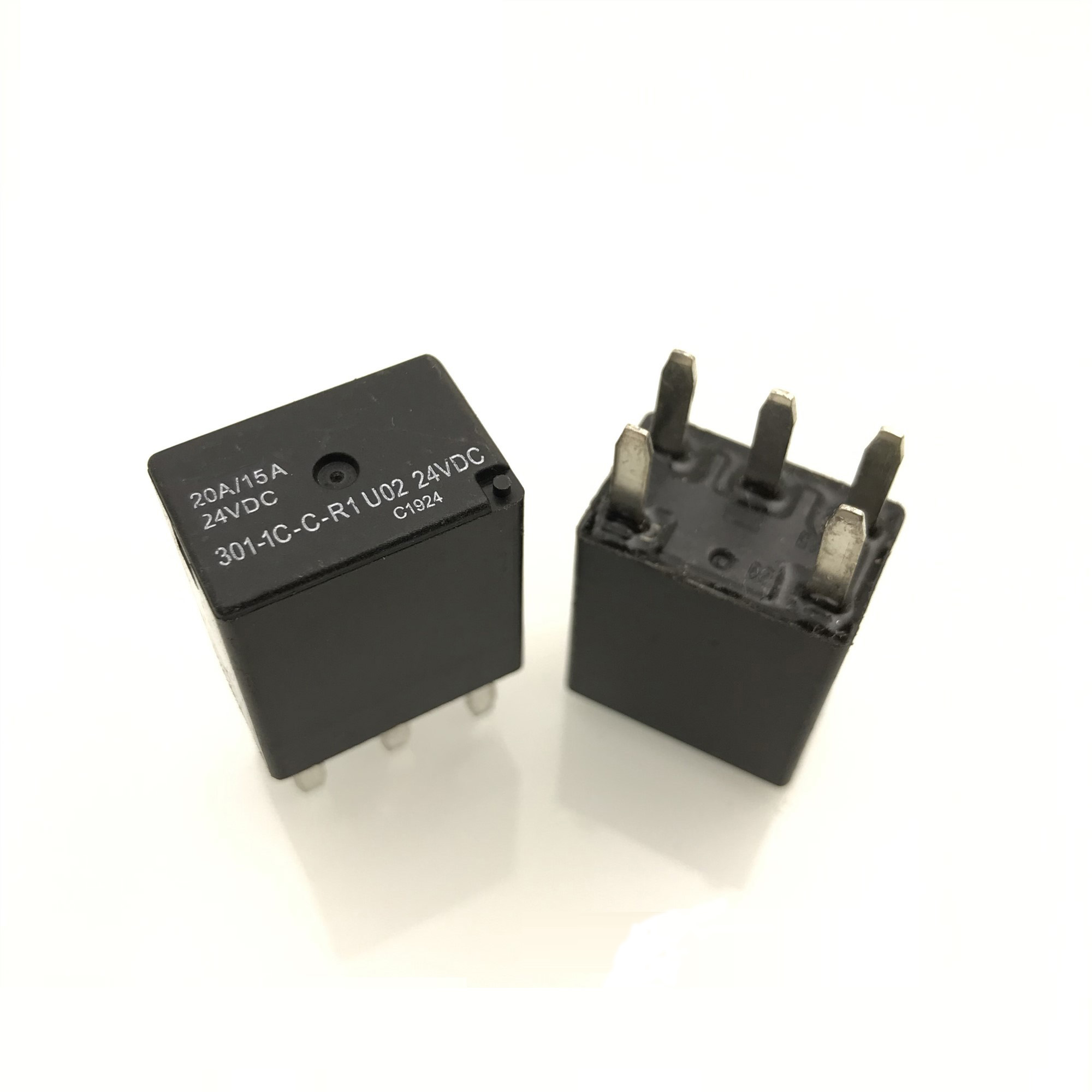 Новый реле 812H-1A-C 24VDC