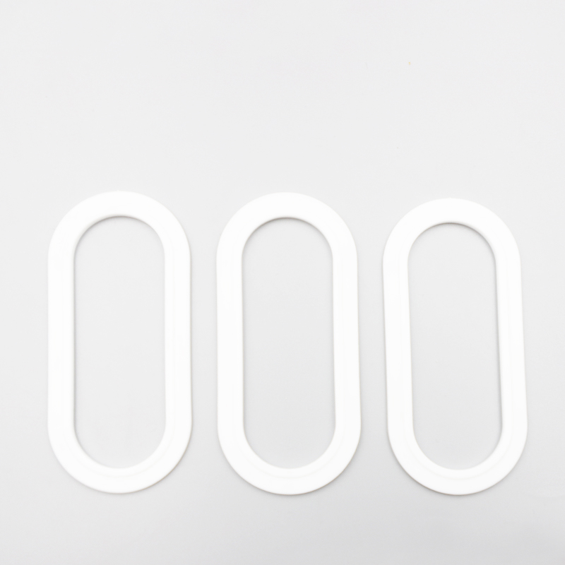 Белая пластиковая ручка для пакета для жидкости овальной формы 100 мм