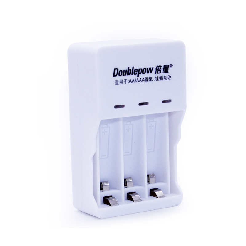 Factory price 3 Slots Rapid AA AAA Ni-MH Fast Battery Charger for aa batteries