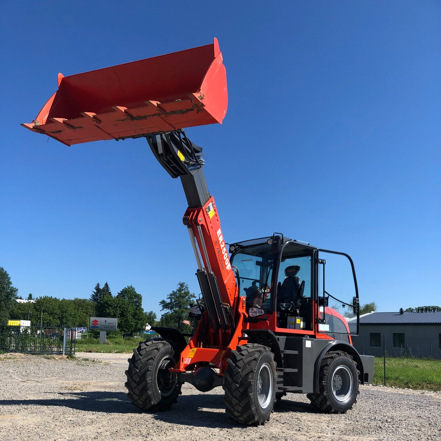 Everun CE EPA ER2500F 2,5 тонный фронтальный лопатный ковш для сада, маленький мини-погрузчик с шарнирным телескопическим колесным погрузчиком