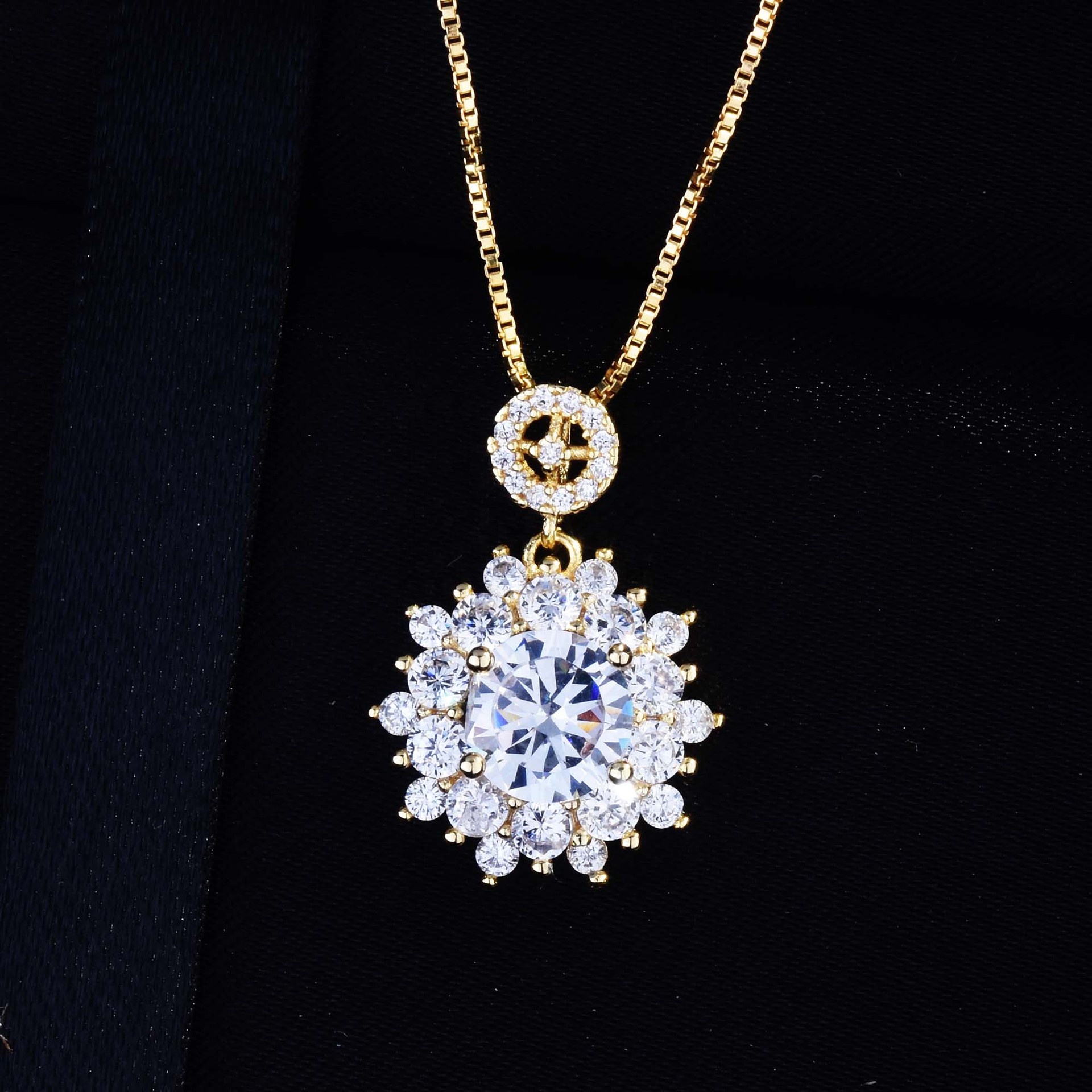 Fashion Wedding Bridal Zircon Jewelry Sets For Women Romantic Sunflowers Snowflakes Choker Elegant Necklace Earrings Fine Gift