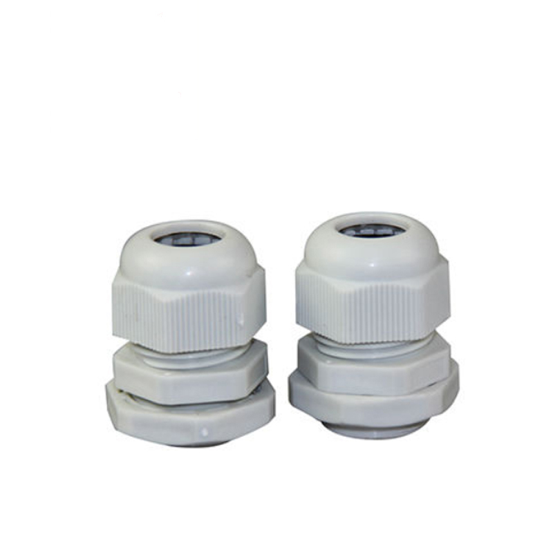 PG9 black high quality plastic cable gland pvc cable gland size