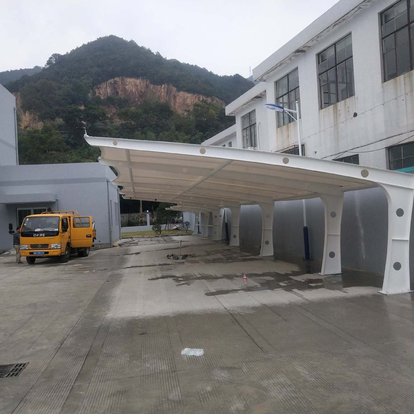 Pvc Membrane Is Suitable For Sports Tennis Court Sunshade Fabric Roof Tensioned Steel Membrane Structure Canopy