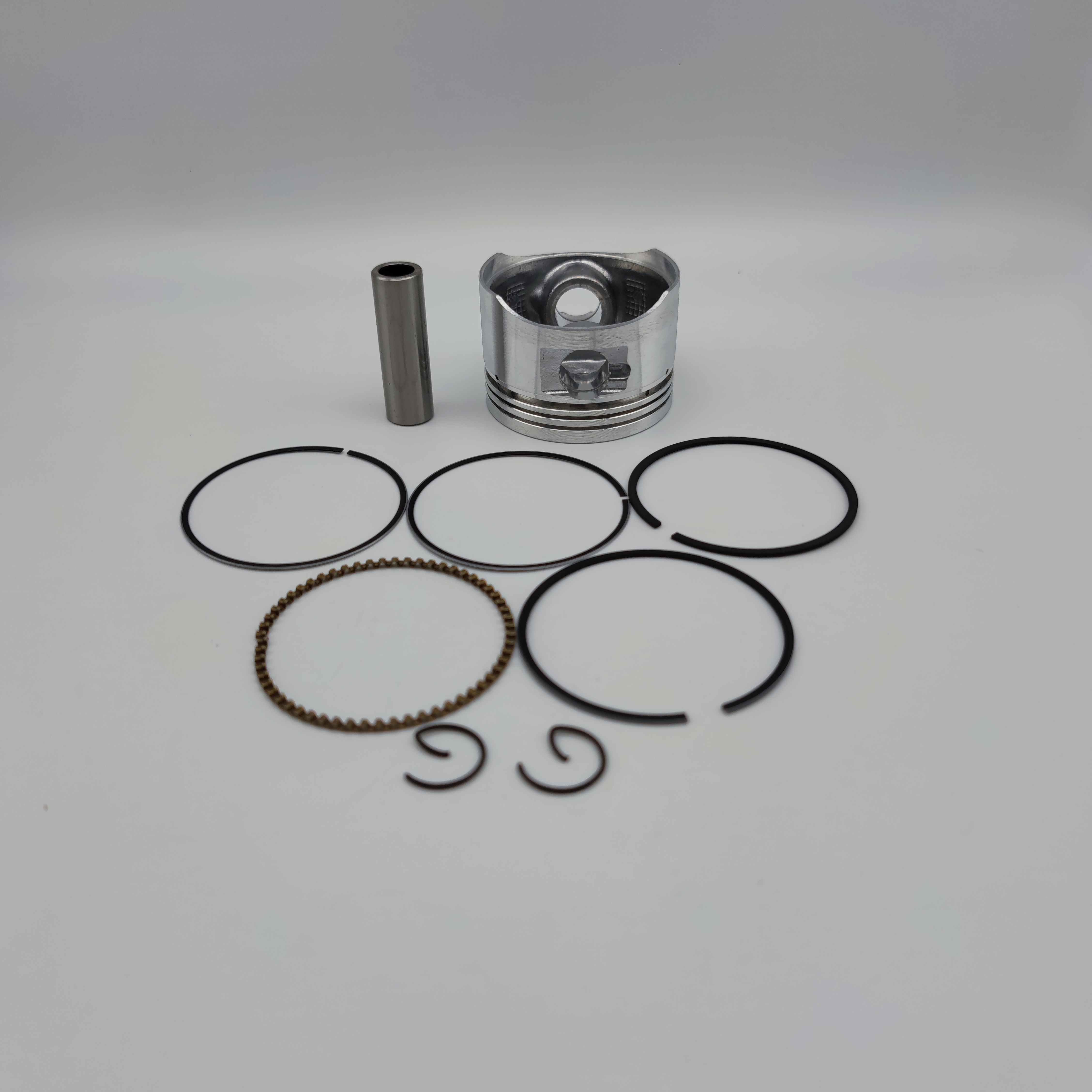 Made in China engine parts motorcycle piston parts piston 13101-383-000 for Honda CG125