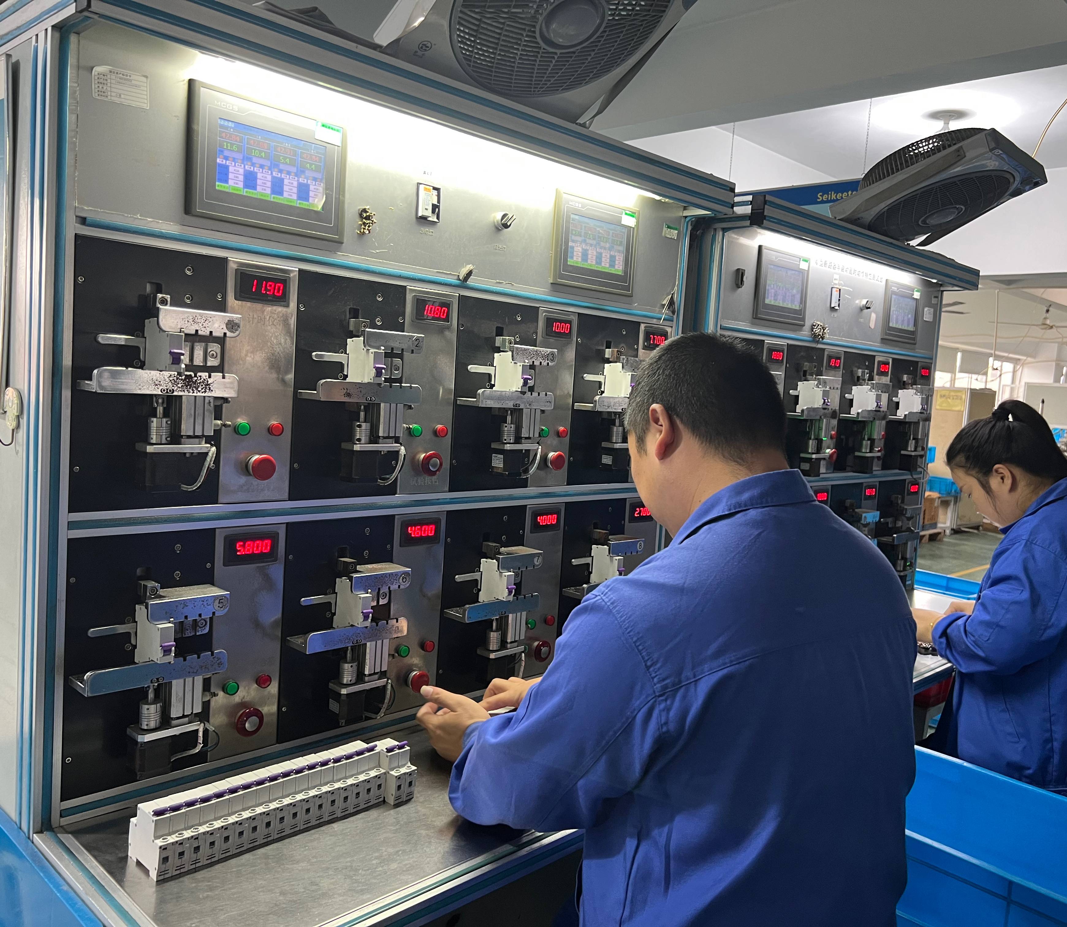 Din Rail Type AC Digital Single Phase Digital Display Modular Ampere 1-100A AC