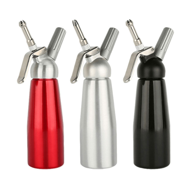 2021 Popular 500Ml Cream Whipper Dessert Tools With Extra Nozzles