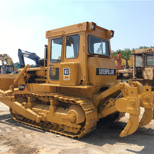 CAT OLD MODEL BULLDOZER FOR SALE second-hand D6D/D5M/D5H IN GOOD CONDITION AND WILL WORK HOURS