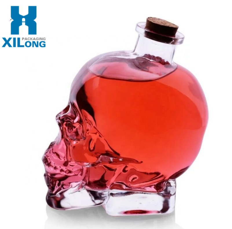 Wholesale 750ml 700ml 500ml Skull Shape Whiskey Vodka Spirits Glass Bottle Empty Unique Glass Skull Bottle