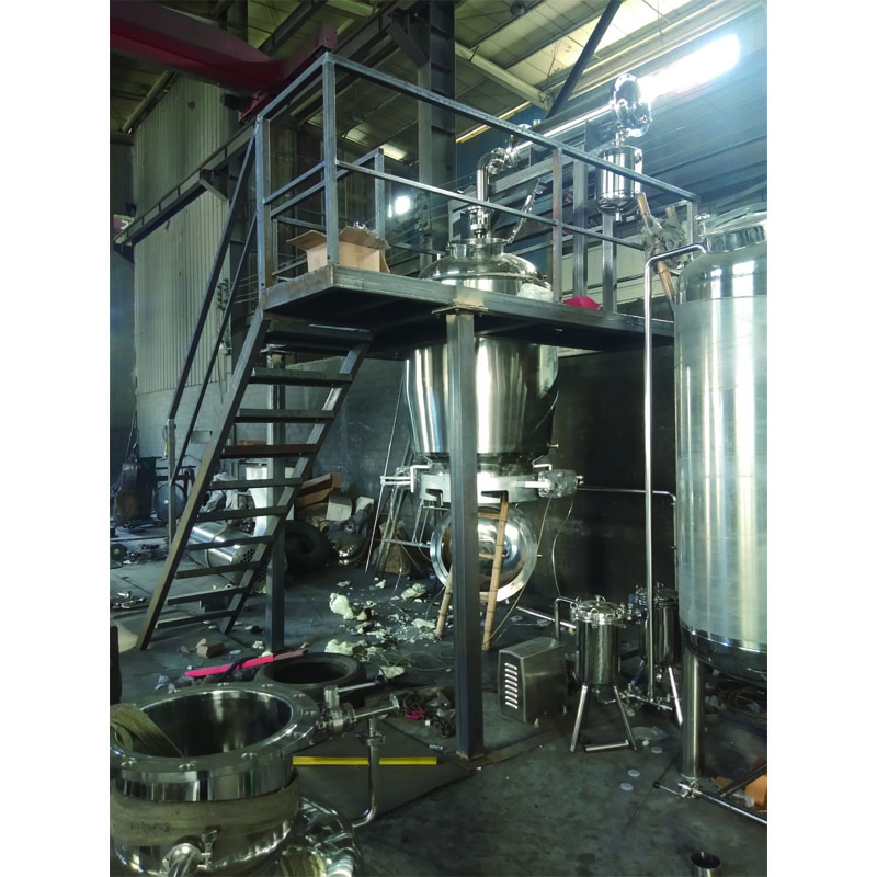 Multifunctional extraction tank Herbal Extractor for pharmaceutical machine