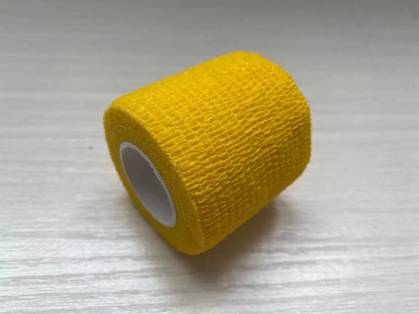 Customized size elastic bandage self-adhesive wrap cohesive latex-free self adhesive easy tear made in china
