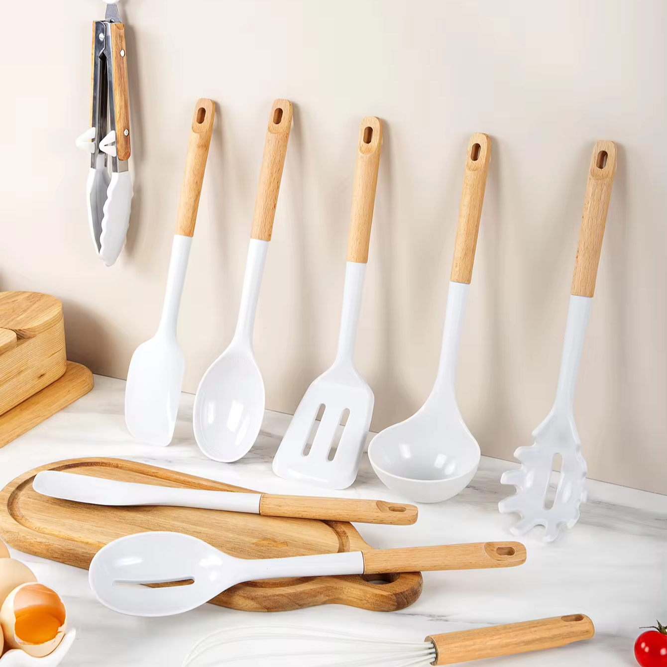 Wholesale New Kitchen Utensils Silicone Cooking Tongs Tools Beech Wood Handle Accessories Utensils For Kitchen