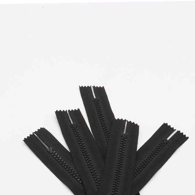 Custom Eco-friendly 3# 5# 8# Open End Plastomer Square Teeth Resin Zips