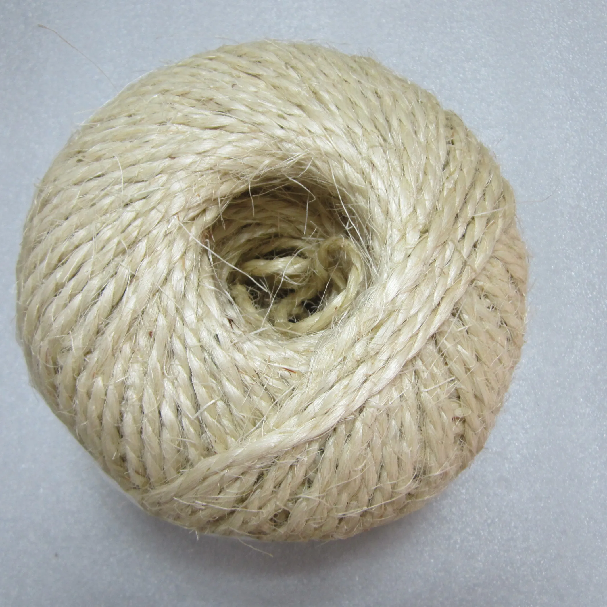 Eco-Friendly Feature and 100% Jute Material jute textile yarn manufacturers