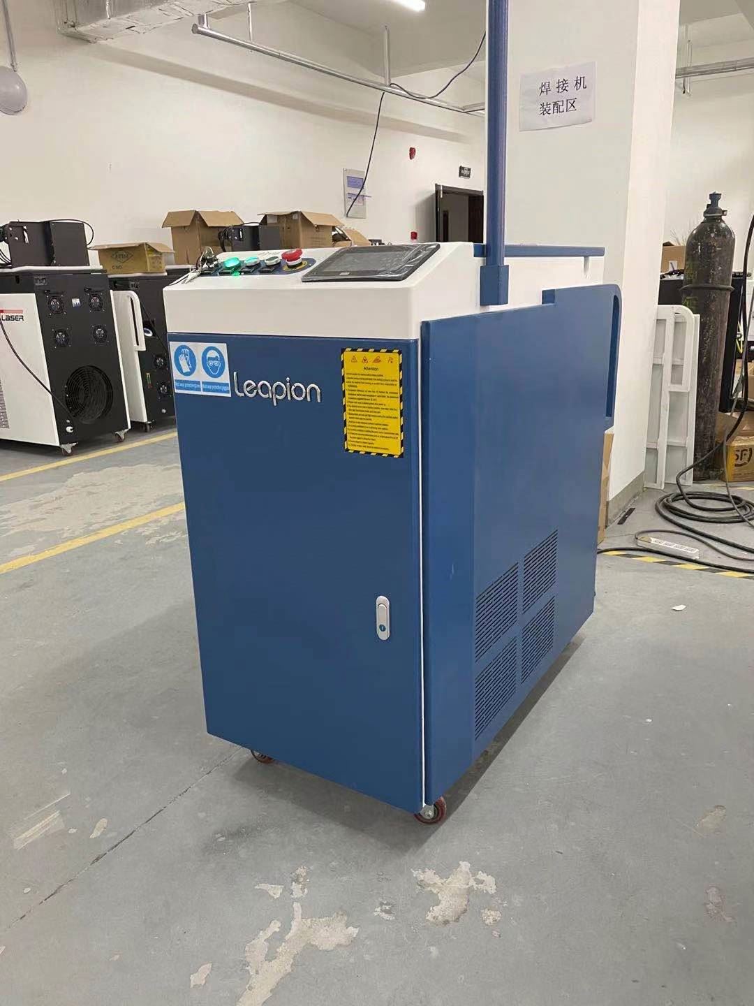 Low Price Sale China 1000w 1500w 2000w Air Cooled Hand Held Laser Welding Machine Fiber
