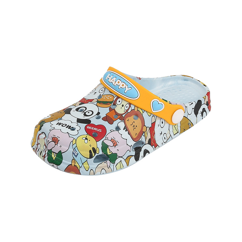2021 latest children's cute hole shoes cartoon characters indoor and outdoor non-slip kids sandals and slippers