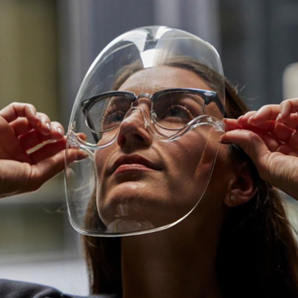 Transparent full face protective, space , extended plastic anti-smoke glasses