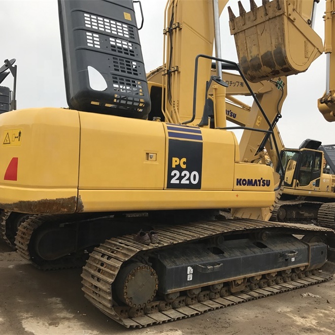 22 тонны PC220 знаменитый японский бренд Komatsu б/у гусеничный экскаватор на продажу