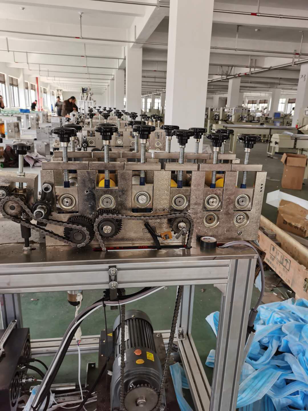 Горячая продажа одноразовые нетканые маски для лица делая машину производство