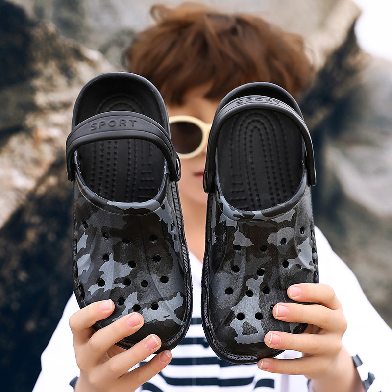 Крутые камуфляжные садовые туфли, школьные детские сланцы, сандалии Crocs для мальчиков, уличные