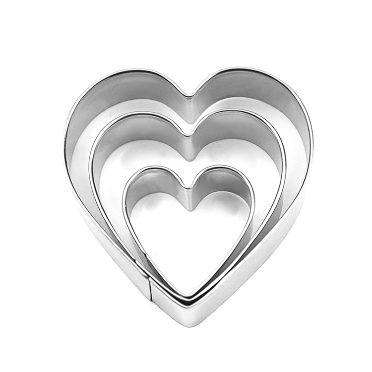 3 pieces baking tools Heart shaped stainless steel cookies mold cookies cutters set