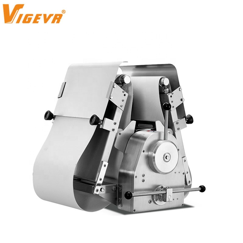 Electric Dough Sheeter Machine Standing Bread Dough Sheeter