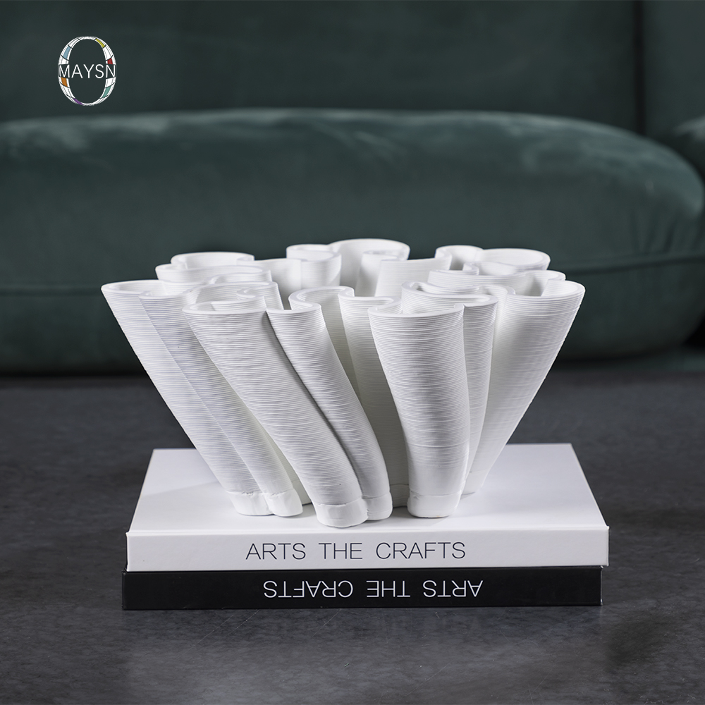 Абстрактная настольная качающаяся Коралловая форма с 3D рисунком, керамические геометрические современные скандинавские аксессуары для домашнего декора