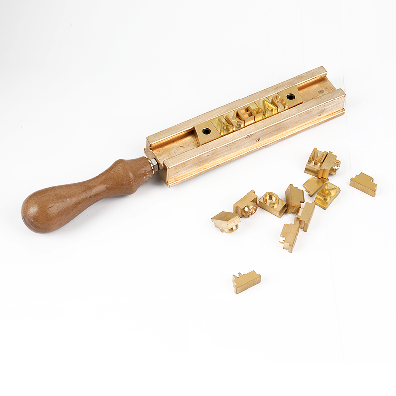 Customizable Font Size Metal Brass Hot Foil Stamping Machine Letters and Number Stamp With Holder