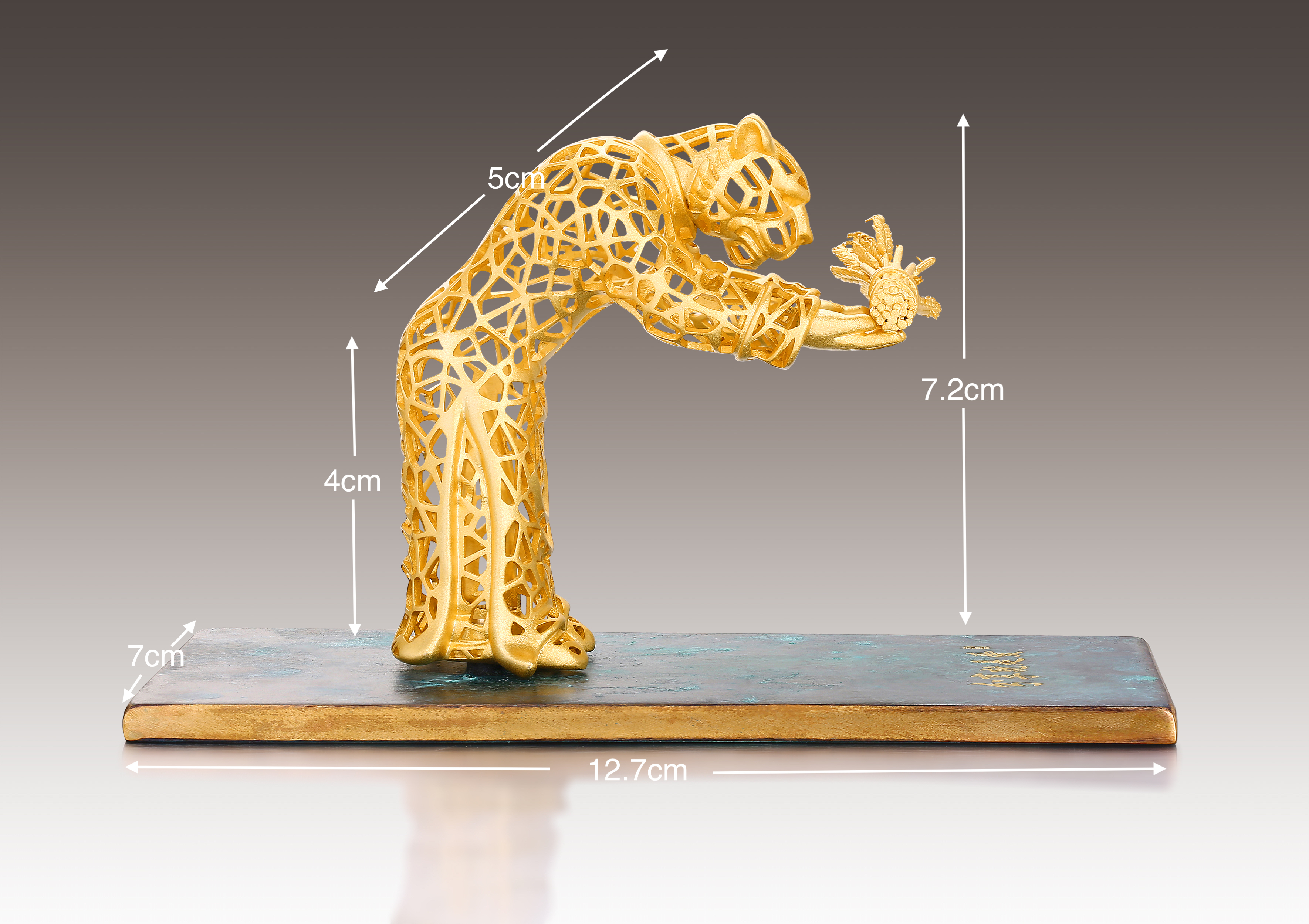 Original Chinese style creative tiger ornaments brass gold-plated