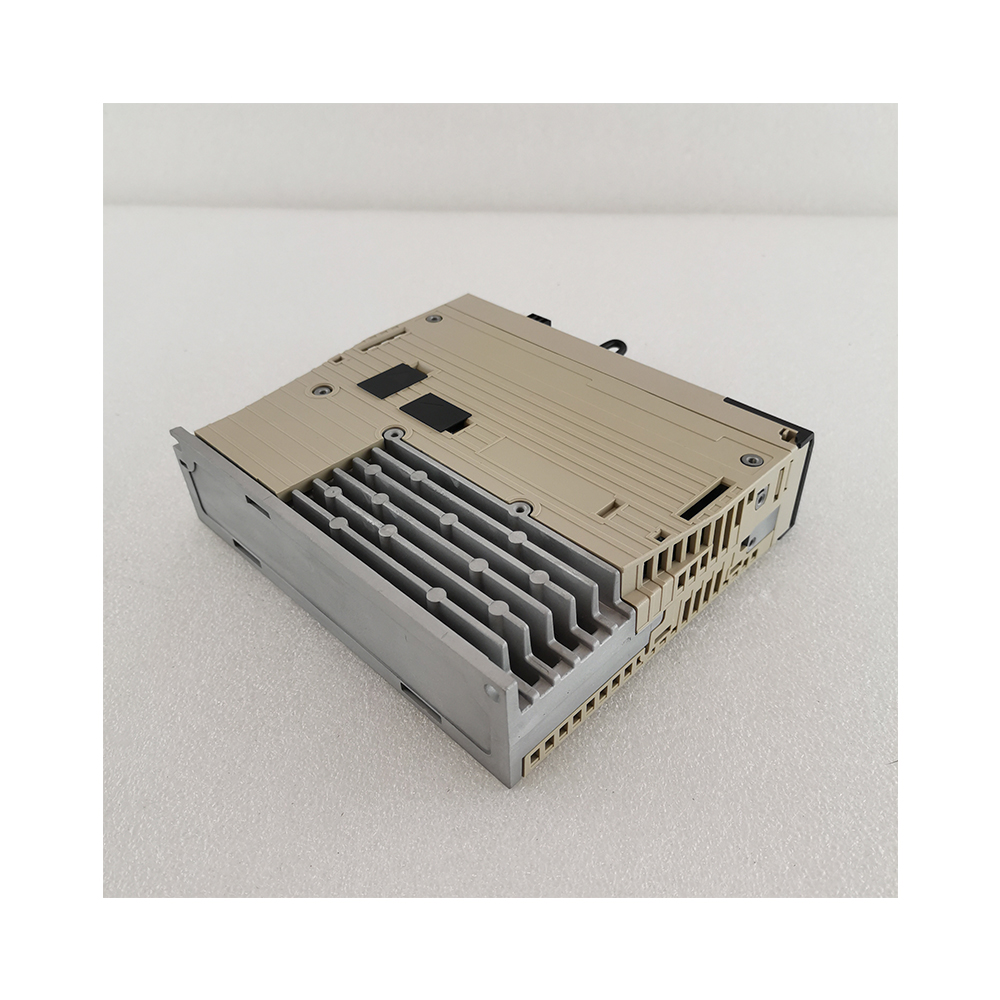 Япония сервопривода SGMPH-01A1A2C