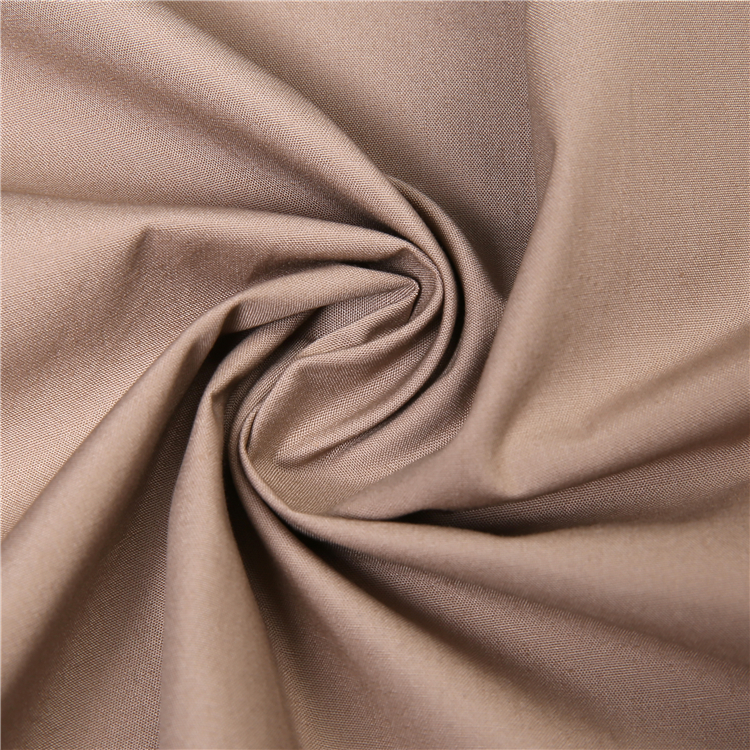 Factory Supply Customized Color 100% Cotton Fabric Soft Dyed Plain Weave Fabric For Clothing High Density Poplin Woven Fabric