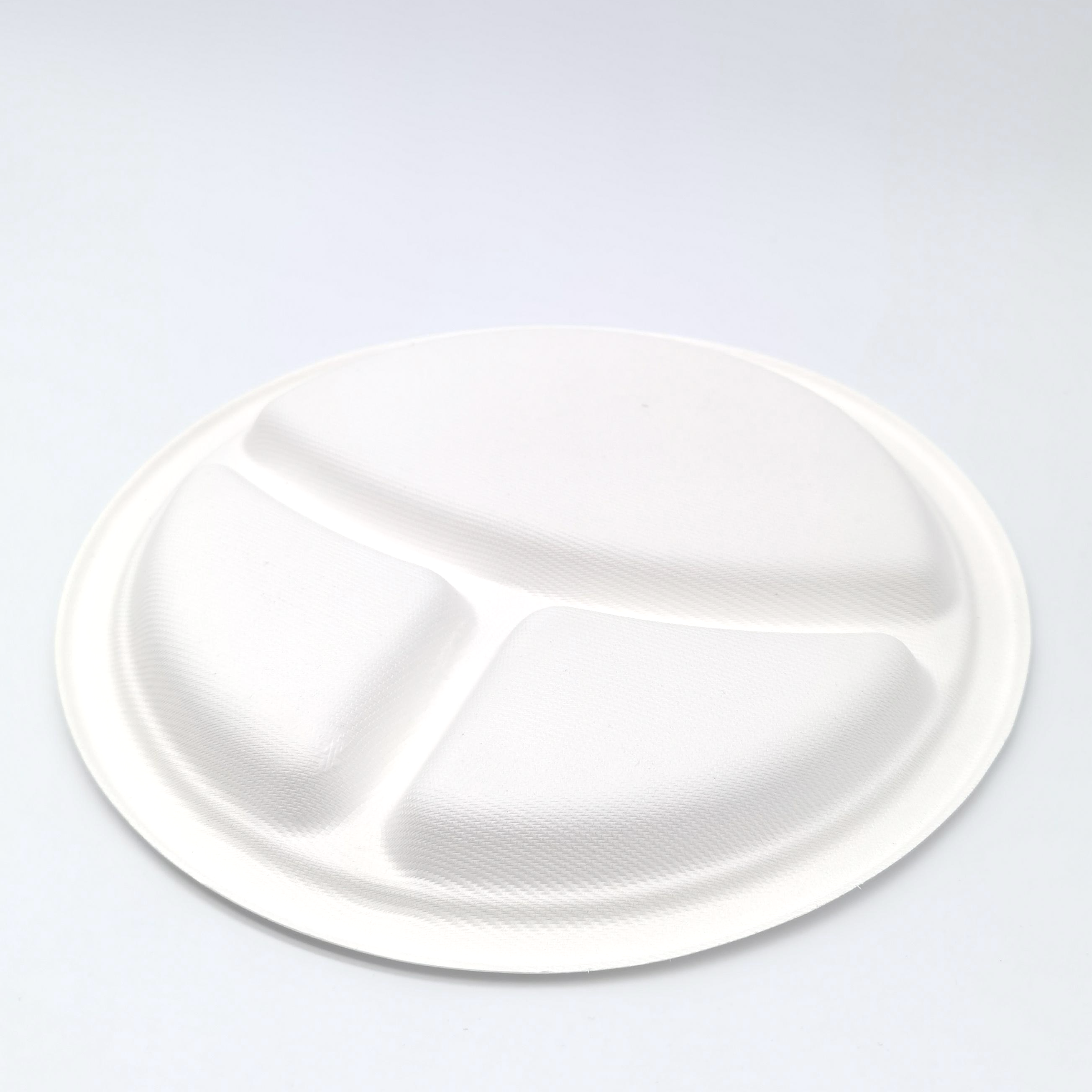 10" 3 Compartment Greaseproof Support Up to 200 Centigrade Eco Friendly Bagasse Disposable Restaurant Plates Biodegradable