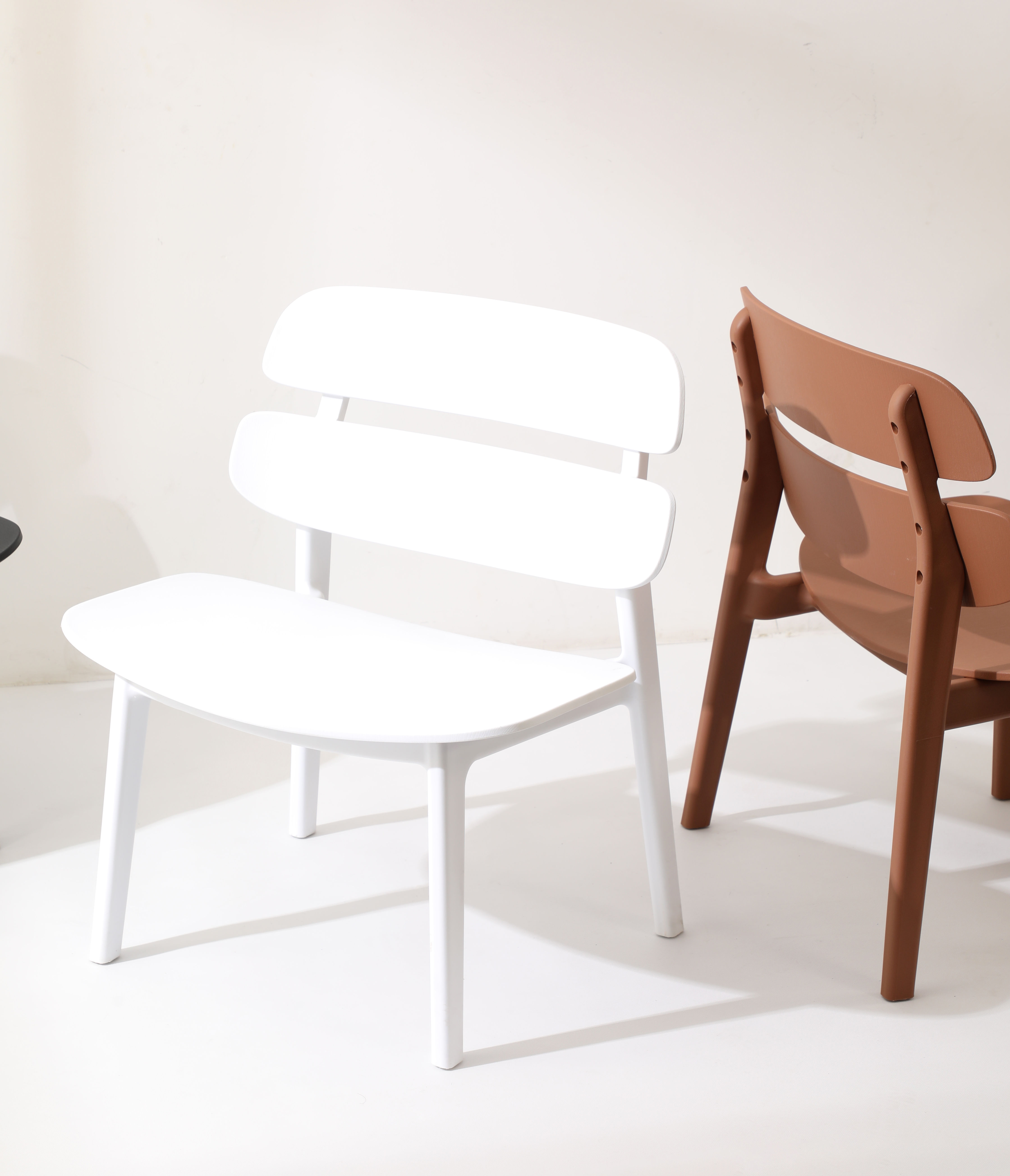 Cheap Bazhou Factory New Design Furniture Low Height Cafe Plastic Single Living Room Chair