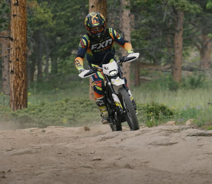 2023 дешевый по Заводской Цене sutton bike 72v 55ah suron Электрический велосипед 12500w sur ron ultra b электрический внедорожник
