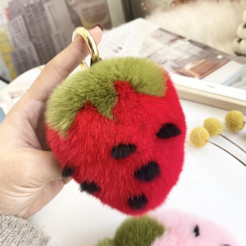 Car accessory rabbit fur keychain rabbit fur strawberry shaped decoration keychain for lady